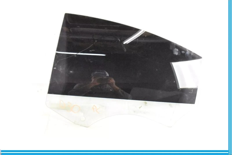 12-14 Mercedes W218 CLS550 CLS63 AMG Rear Left Driver Side Door Window Glass OEM