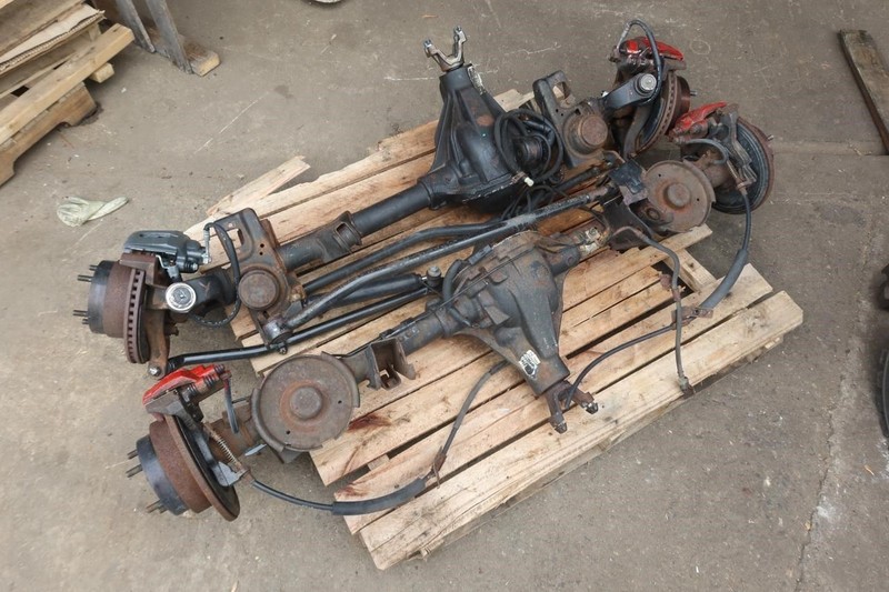 Jeep Wrangler TJ Rubicon OEM 4.10 Front & Rear Axle Differential Air Lockers