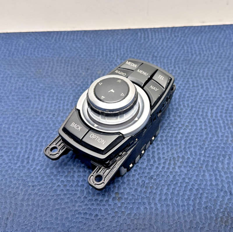 10–17 BMW F10 F30 X3 328 335 535 550 CIC iDrive Navigation Controller Knob OEM