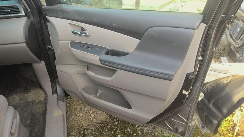 Front Door Trim Panel HONDA ODYSSEY Right 15 16 17 14 13