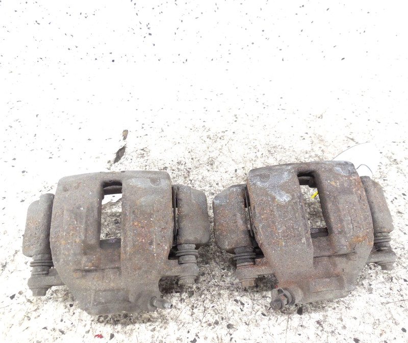 2006 2007 Mercedes-Benz C280 AWD Front Brake Caliper Left Right Pair OEM Sedan