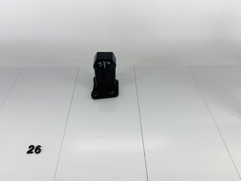14-17 FIAT 500L FRONT LEFT DRIVER SIDE BUMPER ENERGY ABSORBER 68202031AA OEM