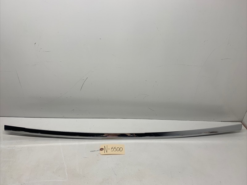 2016-2020 TESLA MODEL X DOOR CHROME RIGHT REAR UPPER OEM 1032250-00-B 5500 M23