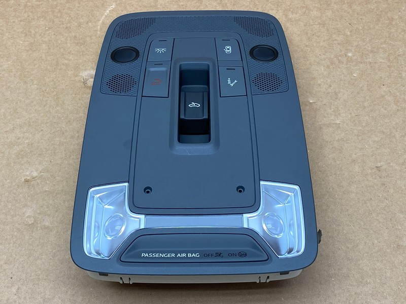 2022-2024 AUDI A3 FRONT ROOF DOME LIGHT OEM LOT755