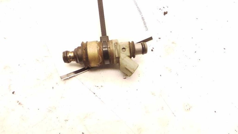 96-98 TOYOTA 4RUNNER SR5 3.4L FUEL INJECTOR