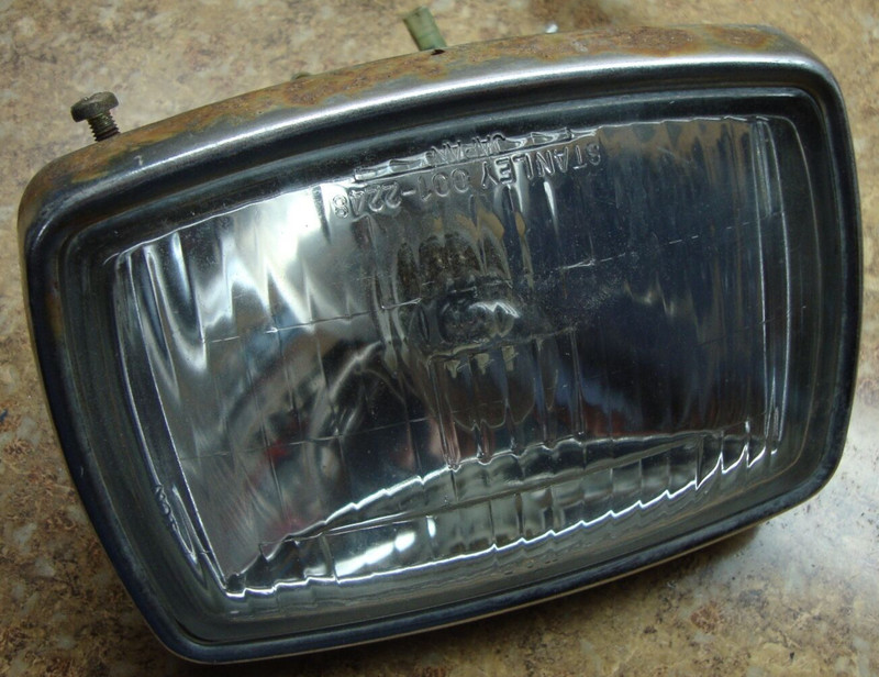 1987 YAMAHA YFM200 YFM 200 MOTO 4 ATV 52H Headlight Lens Cover Head Light J3