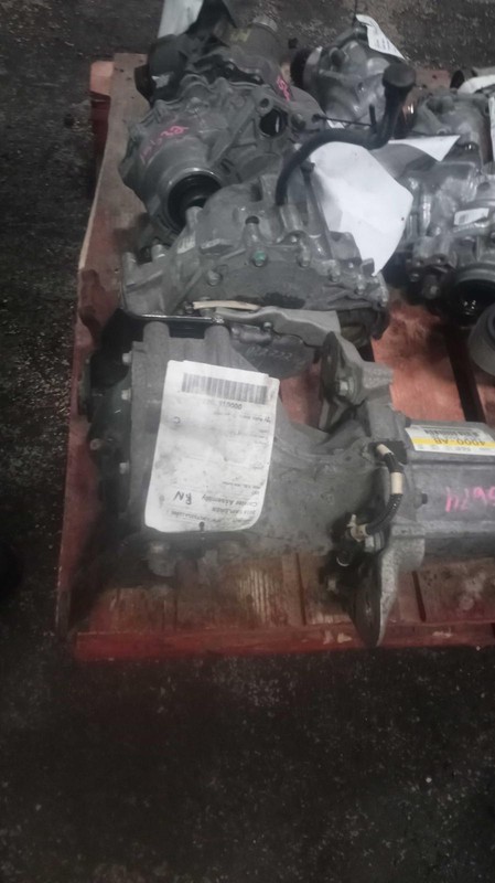 2018 Ford Explorer 4WD Differential Carrier Assembly OEM 137K Miles Black