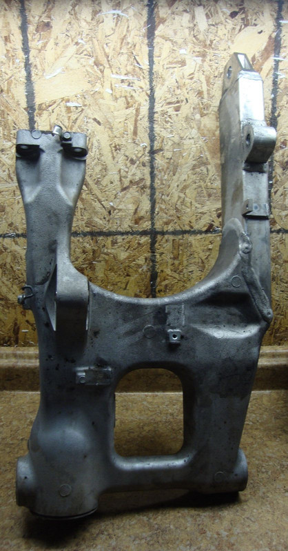 2006 Honda ST1300PA ST1300 ST 1300 PA P Rear Swingarm Swivel Pivot Swing Arm