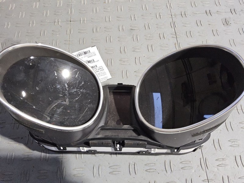 2015-2016 Hyundai Santa Fe Speedometer Instrument Cluster 3.3L MPH US Market