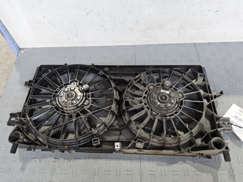 2006-2009 Chevy Impala Radiator Fan Motor Fan Assembly 5.3L