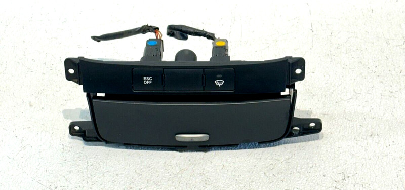 2007 KIA SEDONA DASH ESC HAZARD CONTROL SWITCH PANEL WITH ASHTRAYOEM