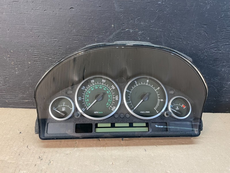 2003 2004 2005 Range Rover HSE Speedometer Cluster Gauge OEM ae3385DG