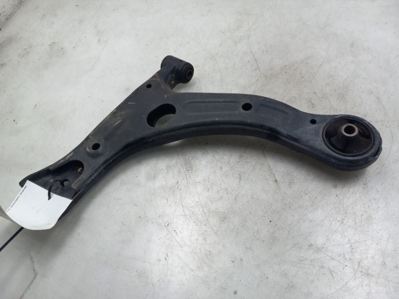 14-19 TOYOTA COROLLA 1.8L FWD AT PASSENGER SIDE FRONT LOWER CONTROL ARM