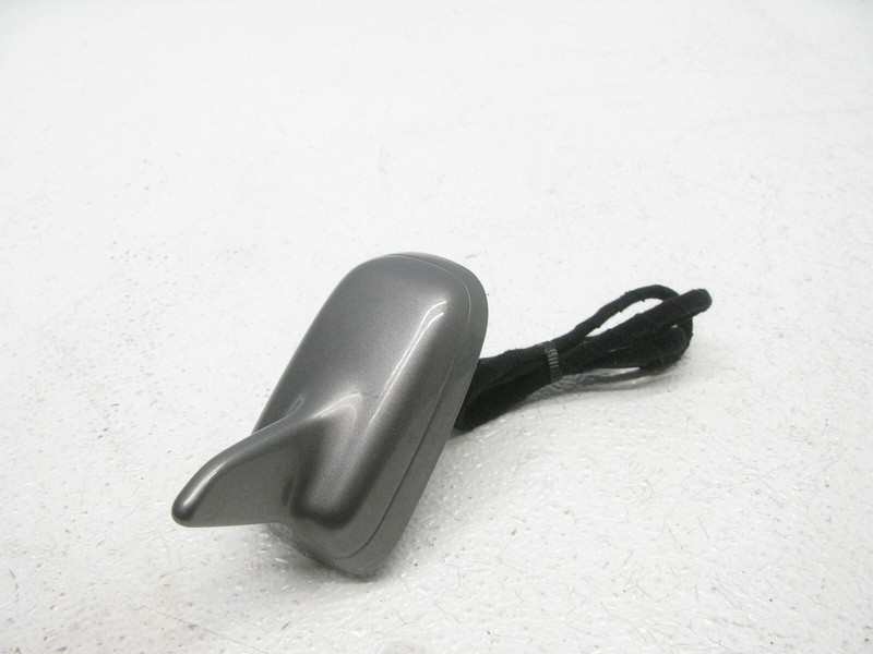 10-11 AUDI 4L Q7 REAR ROOF ANTENNA SHARK NAVI RADIO OEM 110723A