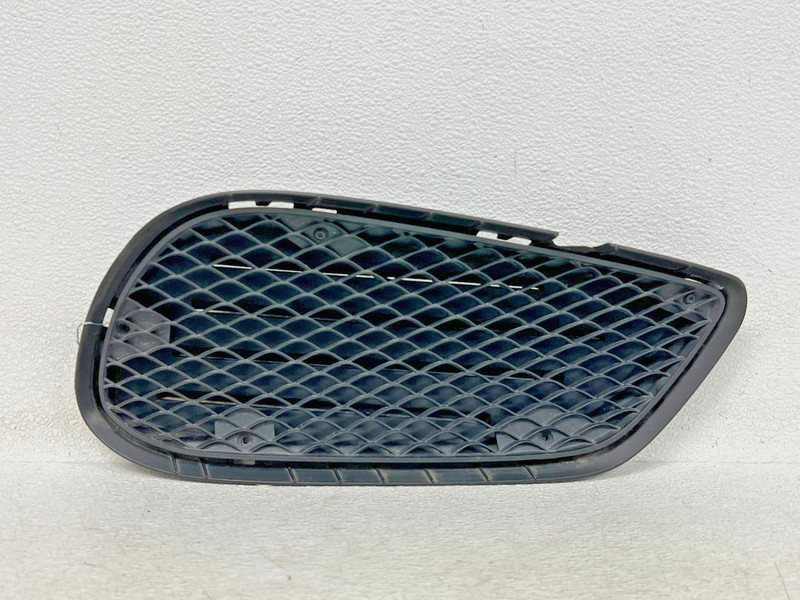 ⭐2014-2016 MERCEDES-BENZ E-CLASS FRONT RIGHT FOG LIGHT LOWER GRILLE OEM LOT2713