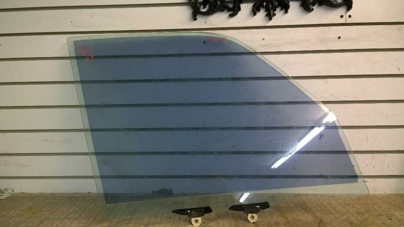 96 TOYOTA RAV 4 PASSENGER RIGHT FRONT WINDOW DOOR GLASS OEM 1136-32
