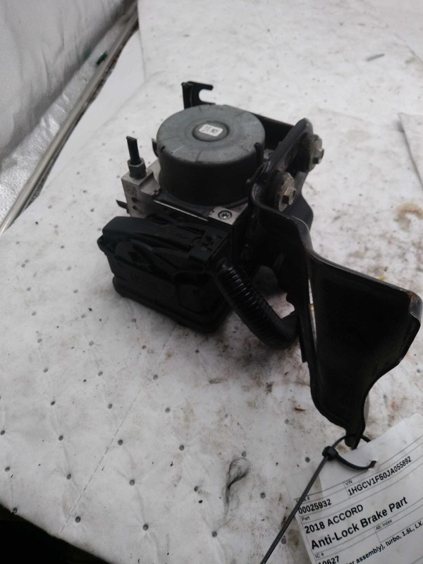 2018 Honda Accord ABS Modulator OEM Grey 1.5L 32K Miles - Used Part