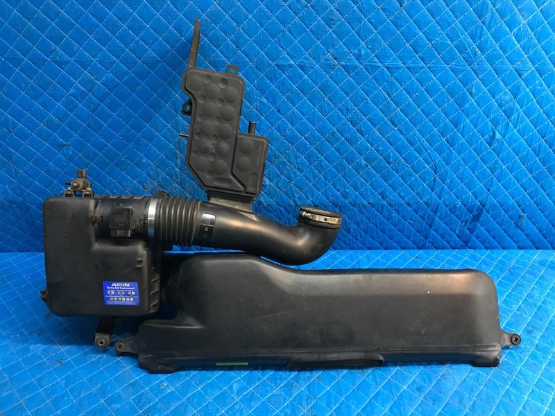 01-06 Lexus LS430 Air Intake Cleaner Filter Box Inlet Duct Pipe Resonator OEM