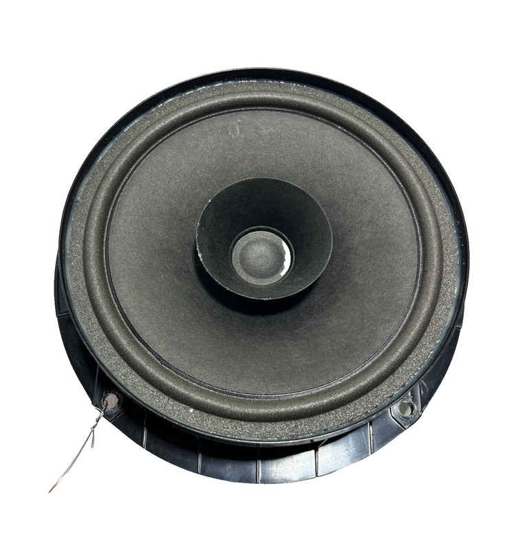 VOLKSWAGEN PASSAT 2012-2022 REAR LEFT OR RIGHT DOOR AUDIO SOUND SPEAKER OEM