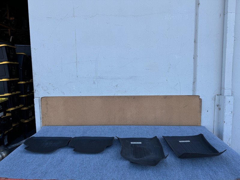 GENESIS G70 19-25 OEM FRONT AND REAR ALL WEATHER RUBBER FLOOR MATS LINERS SET
