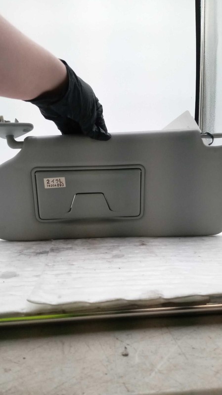Used Left Sun Visor fits: 2021 Mitsubishi Outlander sport w/illumination Left Gr