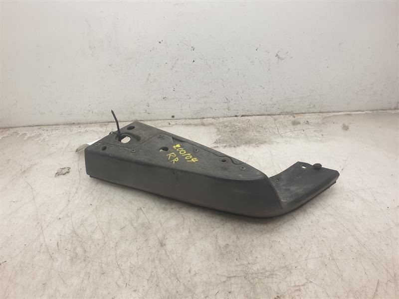 04-09 TOYOTA PRIUS 1.5L PASSENGER SIDE REAR LOWER BUMPER MOUNTED VANITY