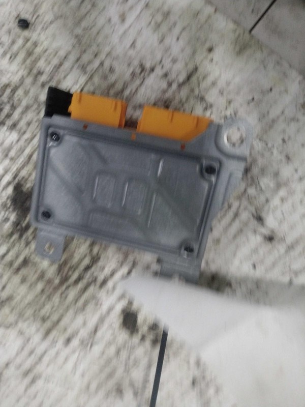 Used Air Bag Module fits: 2021 Hyundai Venue Air Bag center console Grade A