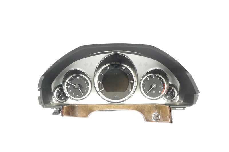 10-13 MERCEDES BENZ E350 W212 INSTRUMENT CLUSTER SPEEDOMETER WITH TRIM BEZEL OEM