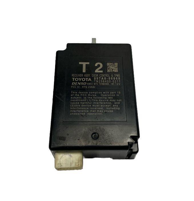 Toyota Camry tpms unit 2018 tire pressure monitor & door unit OEM 897A006060