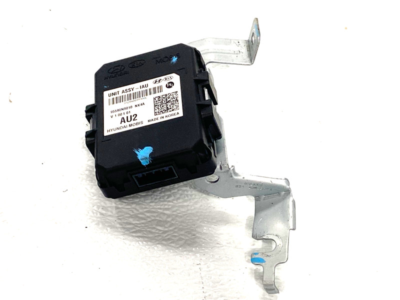 22 23 24 HYUNDAI TUCSON IAU IDENTITY AUTHENTICATION MODULE OEM #A0.17