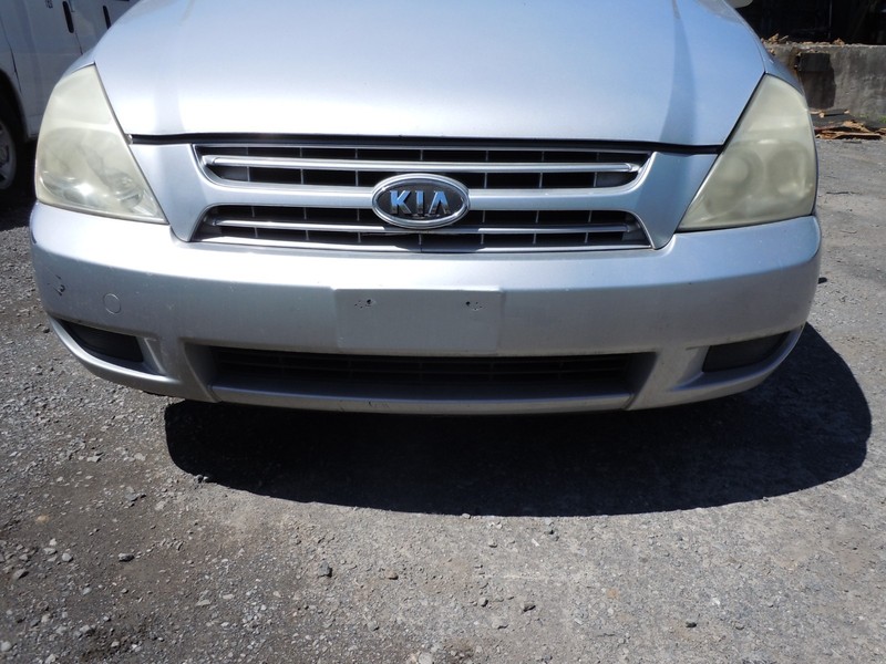 2006-2012 Kia Sedona Front Bumper Cover W/ Grilles 6C