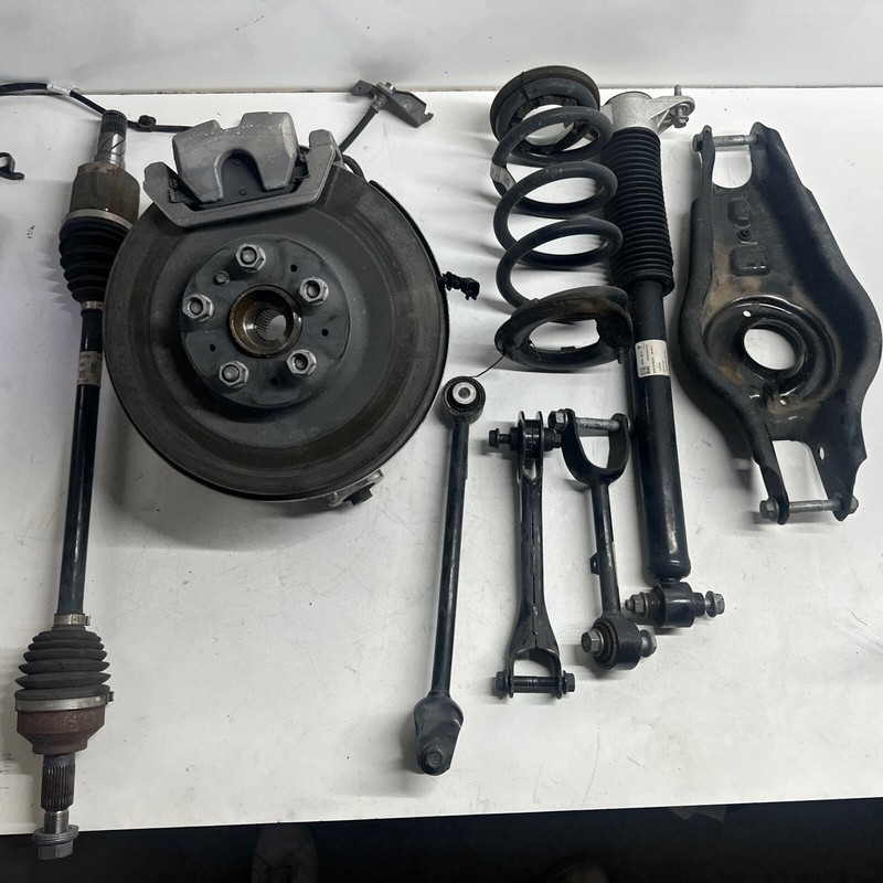 2020-2023 Tesla Model Y Whole Rear Right Suspension Assembly N-4658 S14