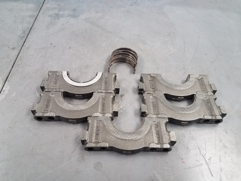 2025 Ford F150 Raptor R 5.2L Predator Main Bearing Caps / Bearings #5669 E3