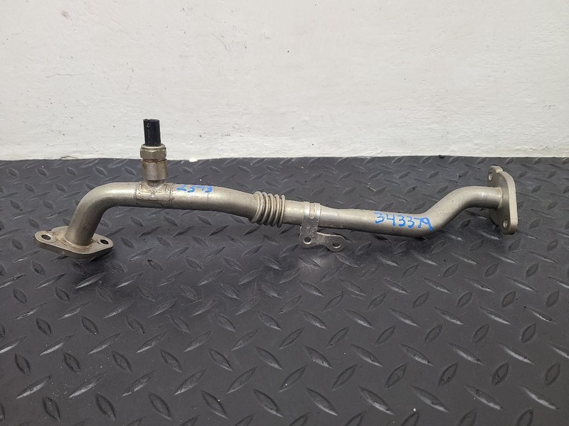 20-25 Jeep Gladiator 3.6L EGR Cooler Tube OEM 5281424AE