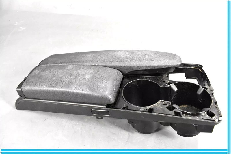 08-14 Mercedes W204 C250 C350 Center Console Arm Rest Armrest Cup Holder OEM