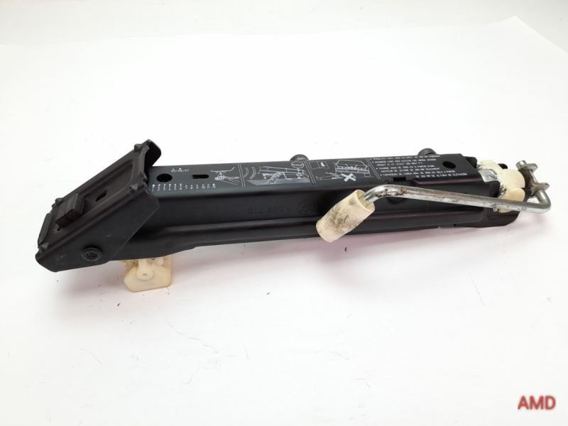 1997 BMW 540i 528i 525i 530i E39 Articulated Tire Jack 71121092710 71121096040