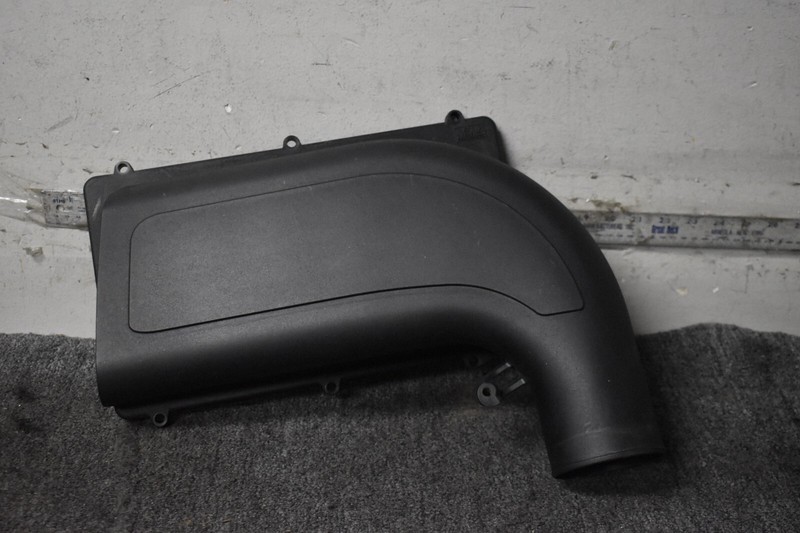 FERRARI CALIFORNIA UPPER LEFT SIDE AIR BOX COVER FACTORY OEM