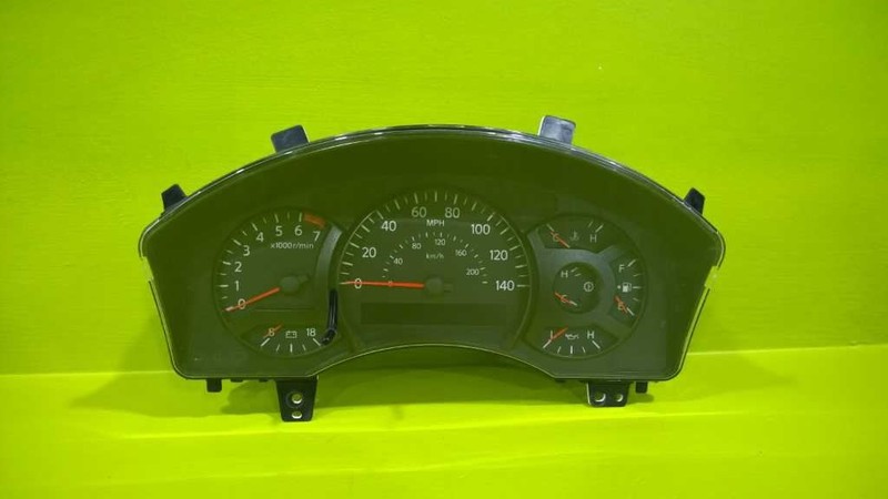 06 ARMADA TITAN SPEEDOMETER CLUSTER W/TOW OEM 3246-1