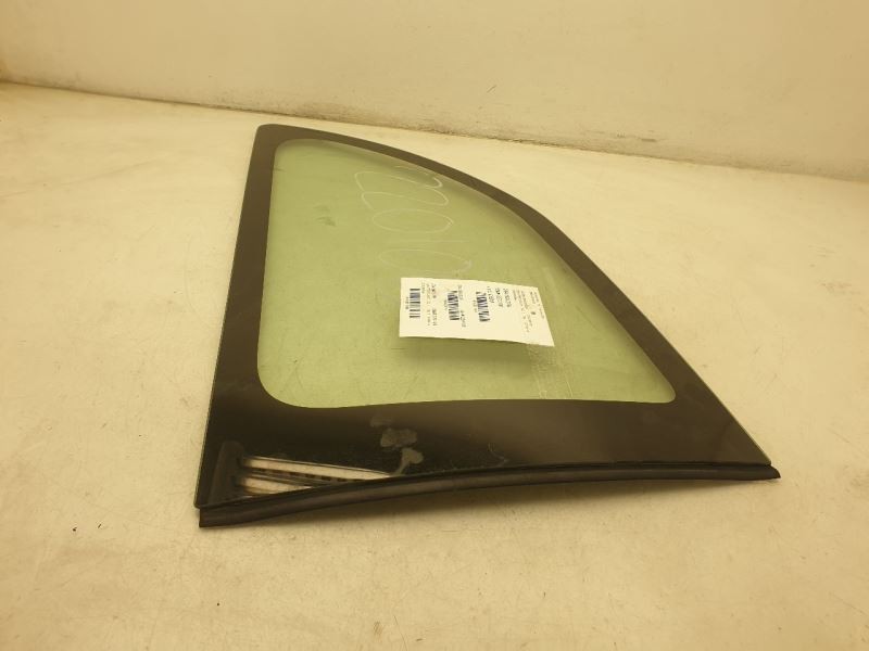 06-11 TOYOTA YARIS PASSENGER SIDE QUARTER GLASS