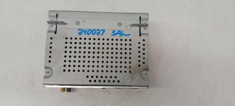 2018 FORD FOCUS radio receiver JM5T18D818BA OEM 18