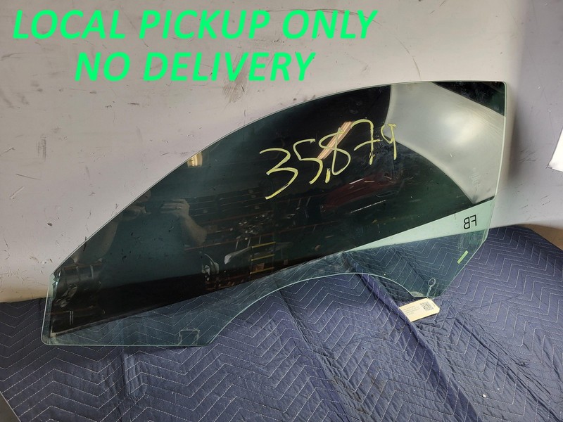 Used Oem Ford Front Left Driver Door Window Glass for 2015-2023 MUSTANG GT