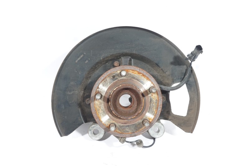 2014 - 2020 DODGE GRAND CARAVAN FRONT DRIVER LEFT SPINDLE KNUCKLE HUB OEM