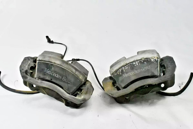 08-15 Mercedes W204 C250 C350 Front Right & Left Brake Caliper Calipers Set OEM