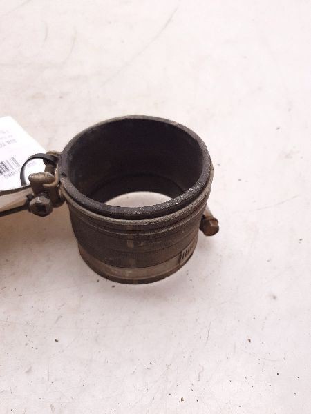 1989 TOYOTA PICKUP 2.4L 4CYL 22RE AIR CLEANER TUBE