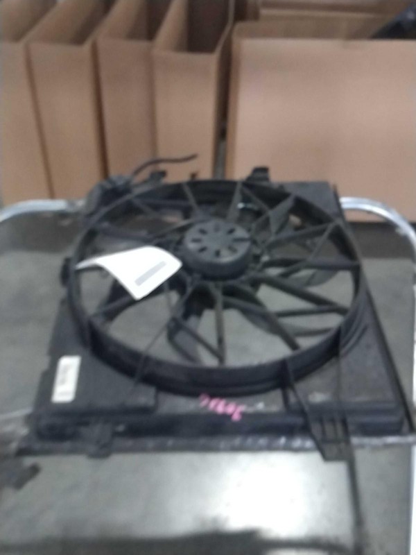 2014 JEEP GRAND CHEROKEE Engine Cooling Fan Motor OEM 3.6L Black 92K Miles