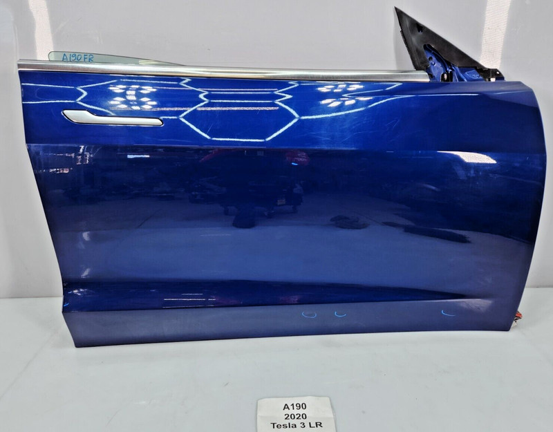 ✅ 17-20 OEM Tesla Model 3 Front Right Passenger Door Panel Blue COMPLETE NOTE*