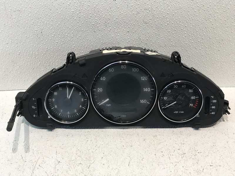 05-08 Mercedes W219 CLS500 Speedometer Odometer Instrument Cluster Gauge OEM