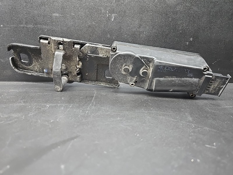 Rear Trunk Lid Striker Latch Actuator 4H0827383A Audi S7 A6 A7 A8 S6 S8 2013-18