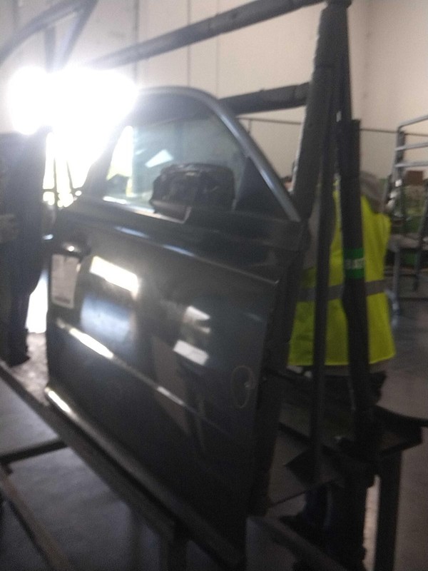 2010 VOLVO 70 Series Right Front Door Grey OEM Used 188K Mileage