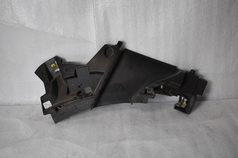 2020-2024 Land Rover Defender Front Bumper RIGHT Side Support Bracket JK6216F072